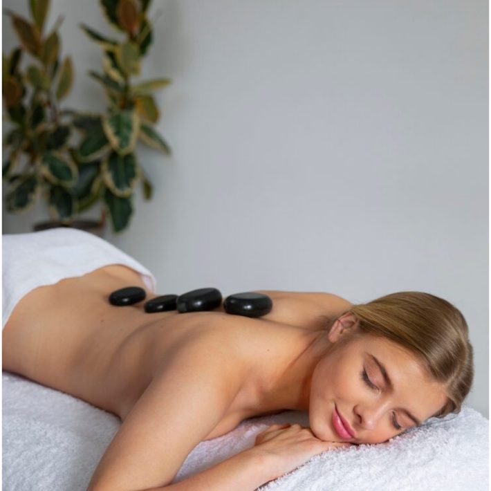 Masaje con piedras calientes 60 minutos